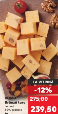 KOMO Сыр твердый с грецкими орехами 50% жирности кг